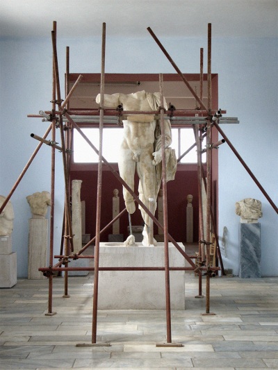 scaffolding statue